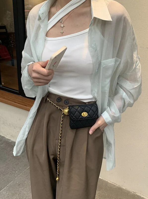 Cinturón con Bolsita en PU y Cadena Metálica – Elegancia Funcional