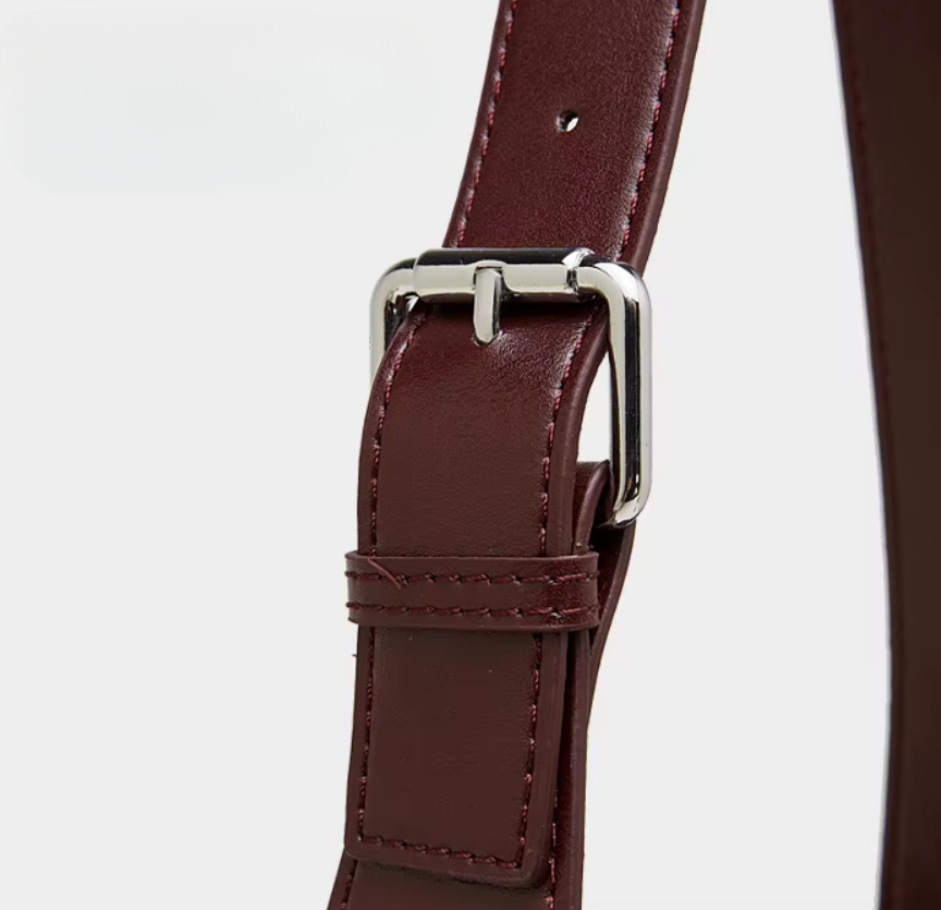 Bolso de Mujer en Cuero Genuino con Diseño Elegante y Funcional