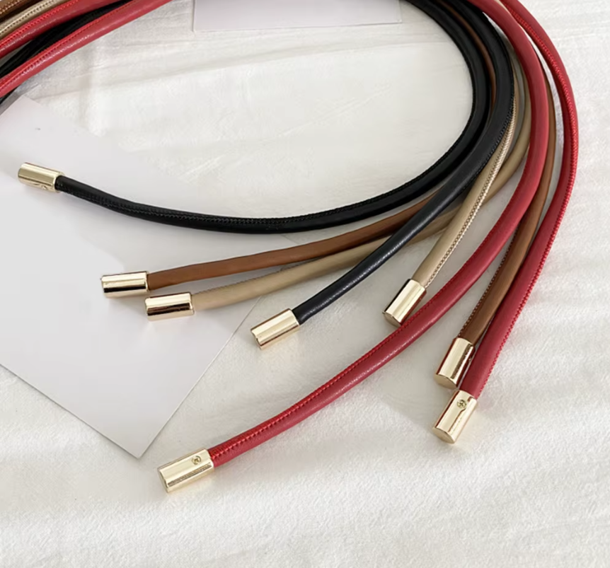 Cinturón de Mujer en PU con Diseño Elegante y Ajustable