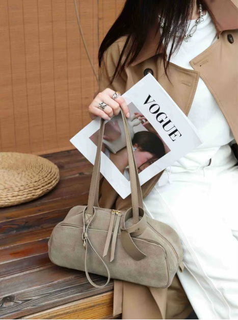 Bolso Baguette de Cuero Premium