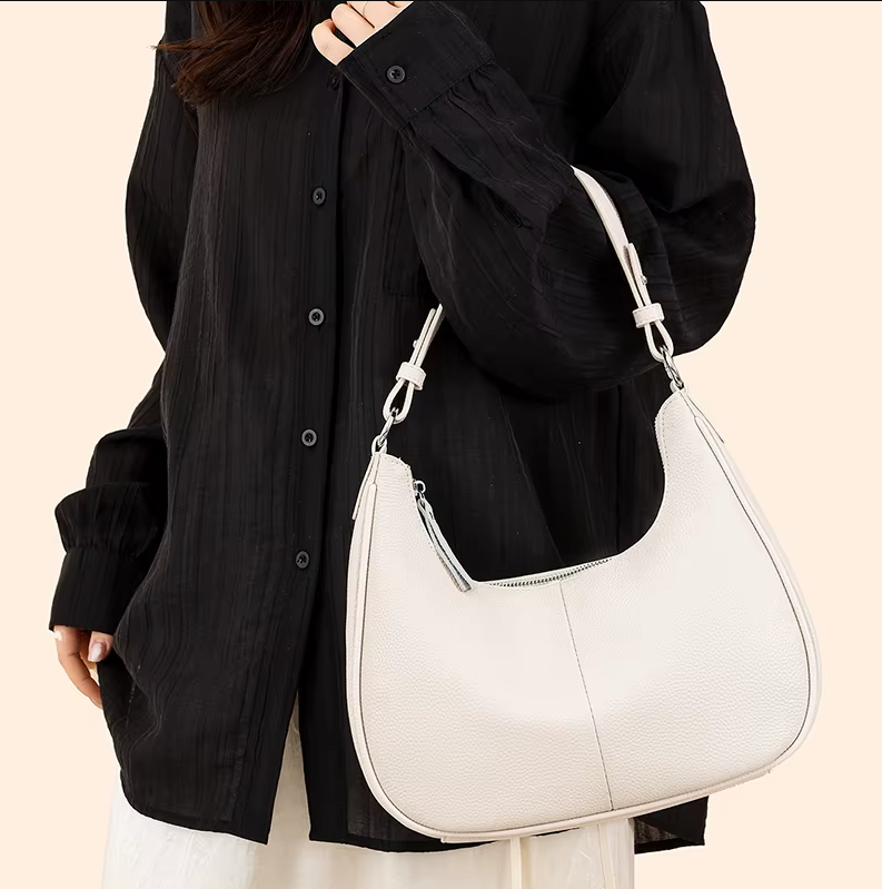 Bolso de cuero genuino diseño classico y atemporal