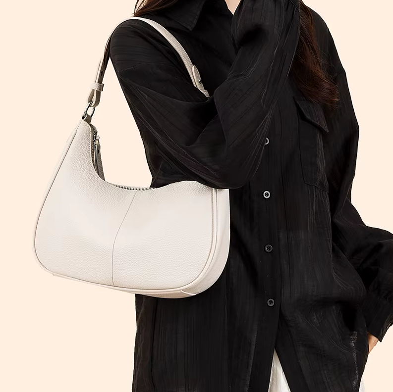 Bolso de cuero genuino diseño classico y atemporal