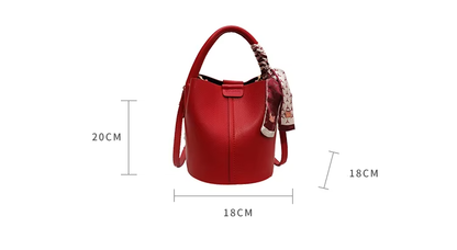 Bolsos de Hombro tipo Bucket con Costura de Hilo
