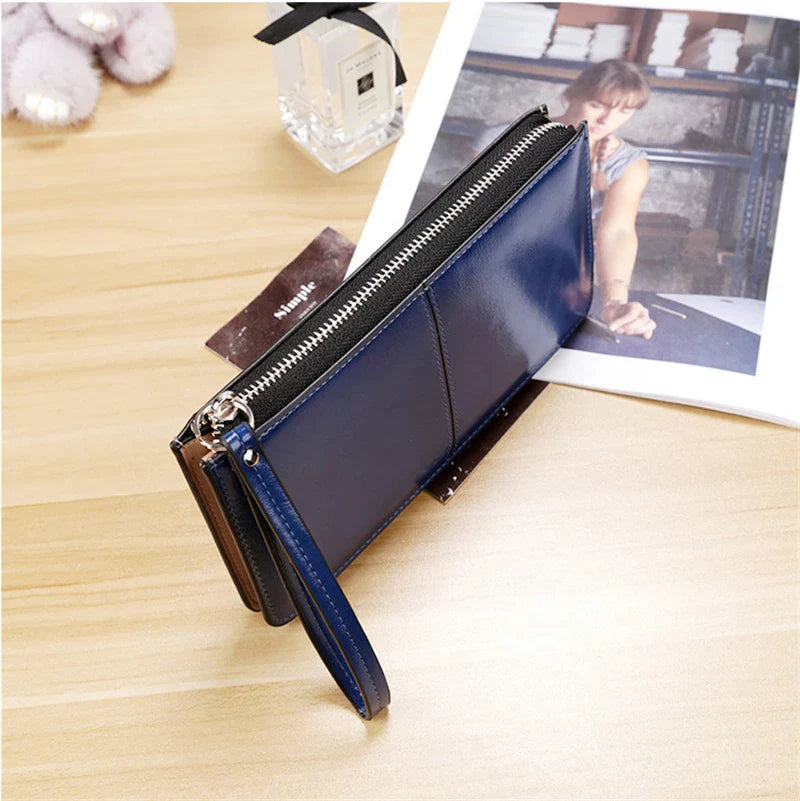 Cartera con Diseño Elegante y Funcional