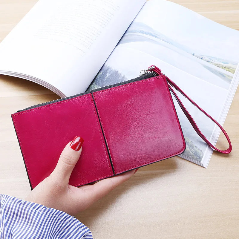 Cartera con Diseño Elegante y Funcional