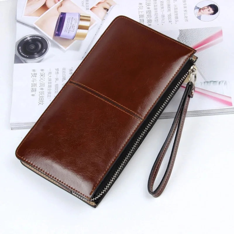 Cartera con Diseño Elegante y Funcional