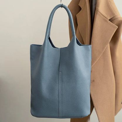 Bolsa de Cuero con Neceser Interior