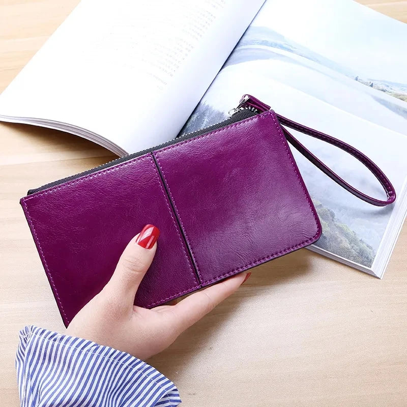 Cartera con Diseño Elegante y Funcional