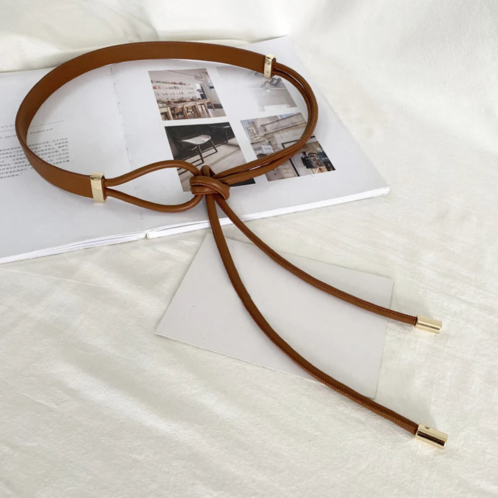 Cinturón de Mujer en PU con Diseño Elegante y Ajustable