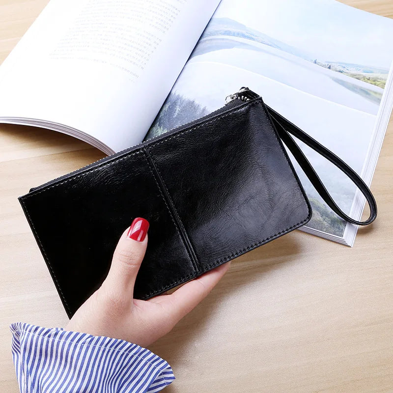 Cartera con Diseño Elegante y Funcional