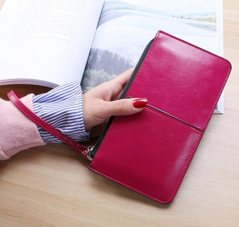 Cartera con Diseño Elegante y Funcional